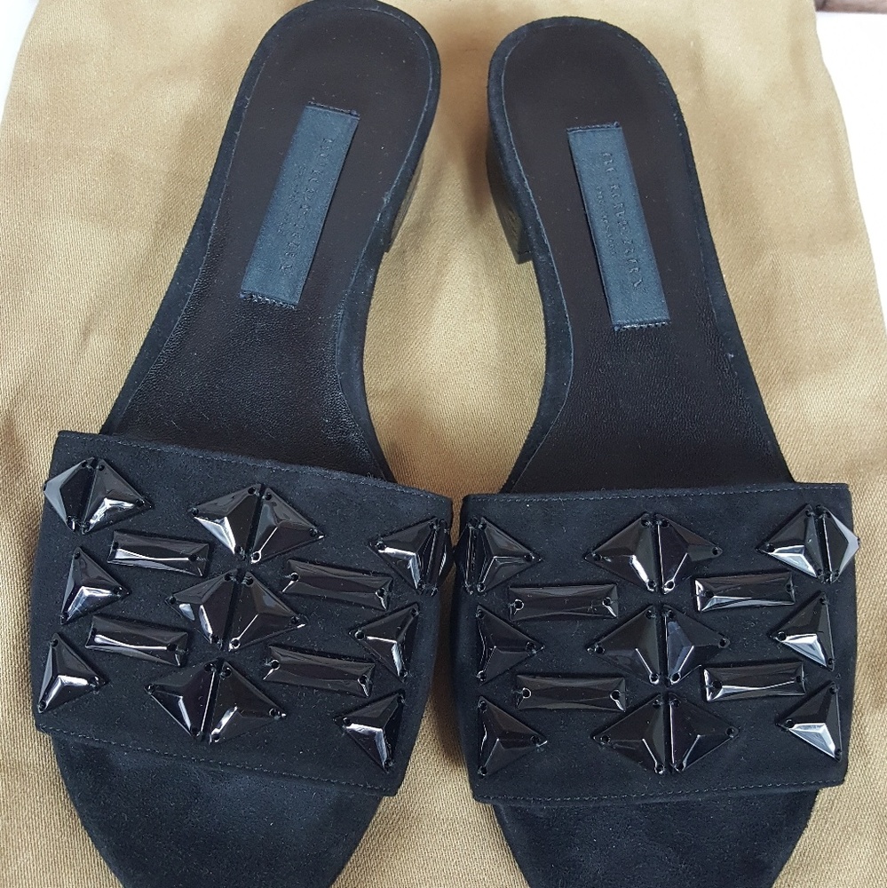 NEW Burberry Slides Size 8.5 Black just reduced $20